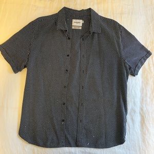Men’s Short Sleeve Button Down Shirt